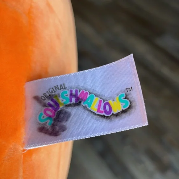 Tangie Halloween Orange Bat Original 12" Squishmallow 2021 - Picture 5 of 6